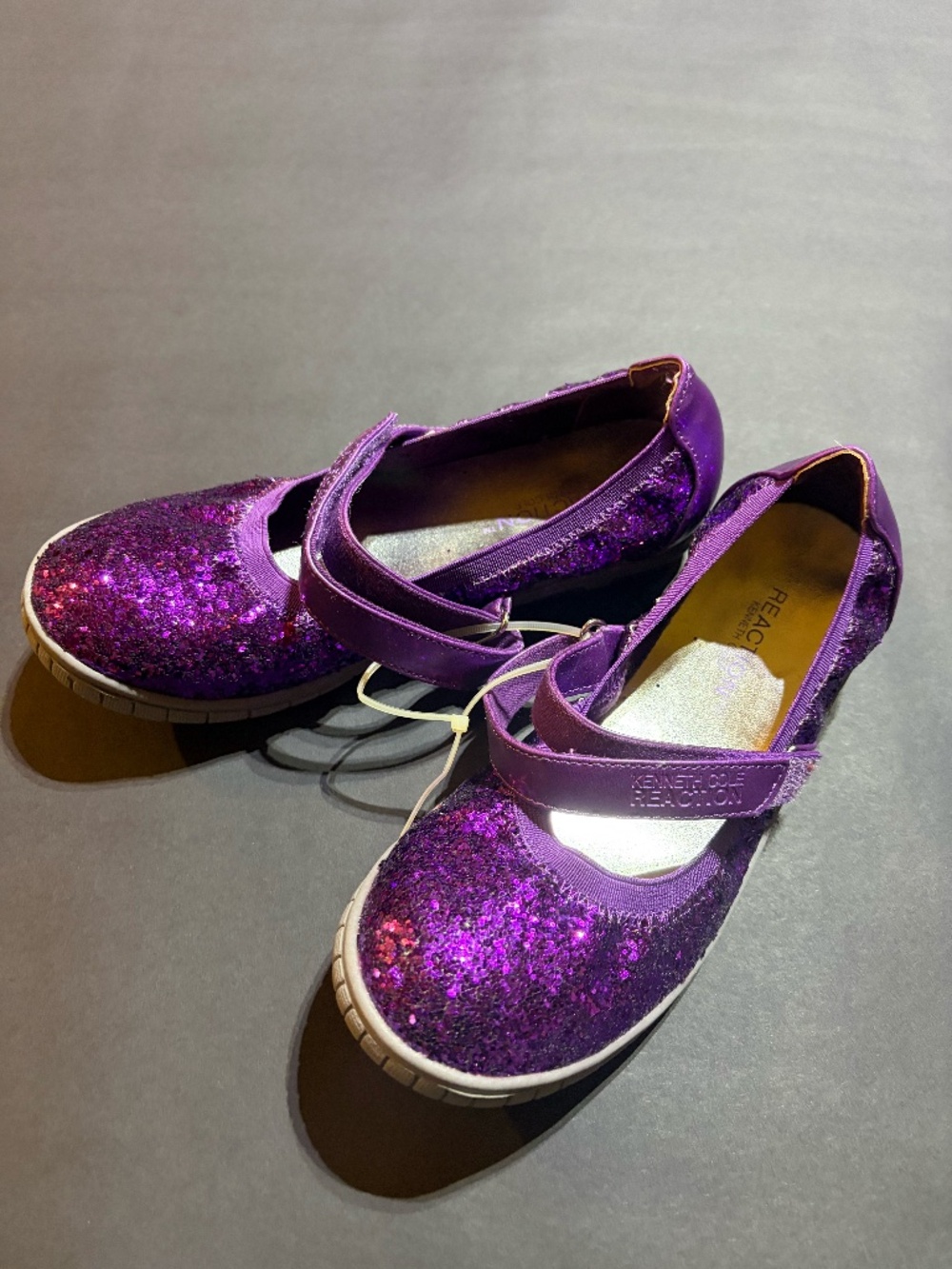 Little girl's Reaction Kenneth Cole purple glitter shoes (size 1.5) - Brand NEW
